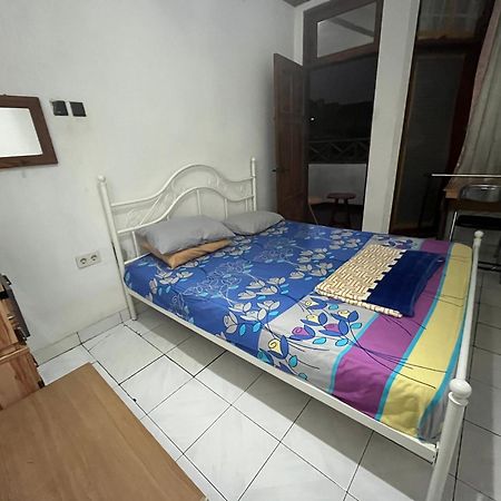 Spot On 94142 Al Fatih Residence Syariah 2 Jakarta Exteriör bild