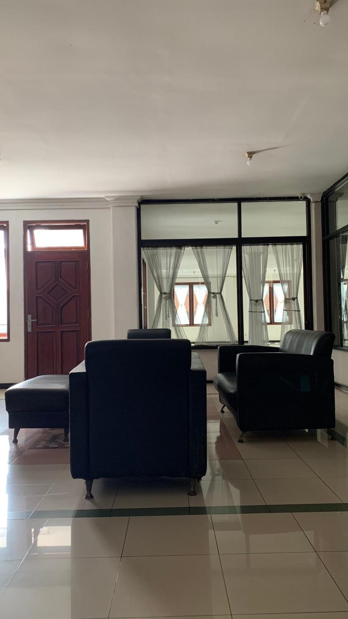 Spot On 94142 Al Fatih Residence Syariah 2 Jakarta Exteriör bild
